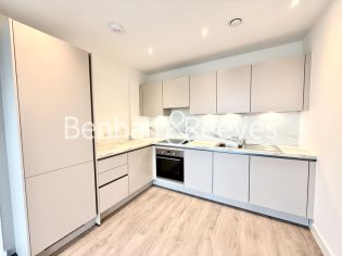 2  bedrooms flat to rent in Brook Avenue, Wembley Park, HA9-image 1