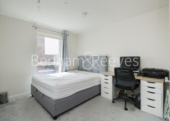 2  bedrooms flat to rent in Meadowview Close, Harrow, HA1-image 9