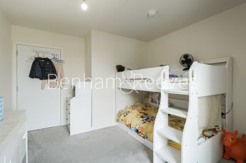 2  bedrooms flat to rent in Meadowview Close, Harrow, HA1-image 17