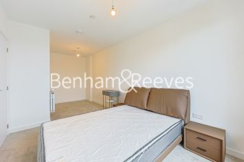 1  bedroom flat to rent in Brook Avenue, Wembley Park, HA9-image 4
