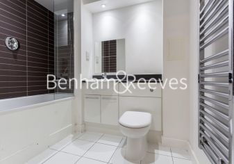 1  bedroom flat to rent in Proton Tower, Blackwall Way, E14-image 4