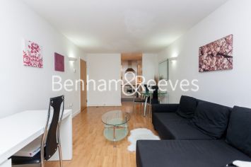 1  bedroom flat to rent in Proton Tower, Blackwall Way, E14-image 11