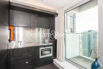 Studio flat to rent in Pan Peninsula West, Canary Wharf, E14-image 9
