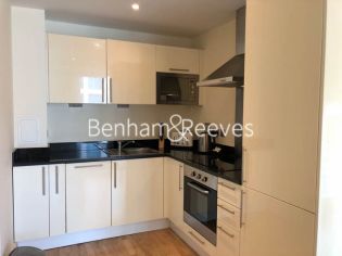 1 bedroom flat to rent in Lanterns Way, Canary Wharf, E14-image 2