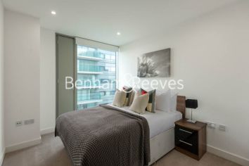 2 bedrooms flat to rent in Landmark East, Marsh Wall, E14-image 5