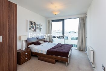 2 bedrooms flat to rent in Aqua Vista Square, Bow, E3-image 4
