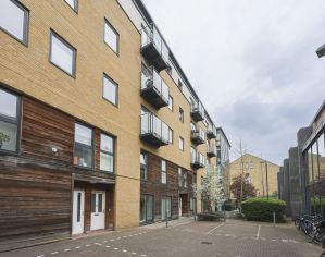 2 bedrooms flat to rent in Forge Square, Canary Wharf, E14-image 7