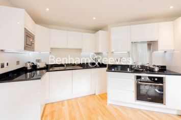 1  bedroom flat to rent in St. Anne's Street, Canary Wharf, E14-image 2