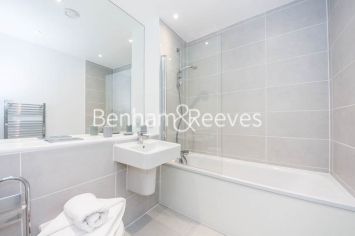 2  bedrooms flat to rent in Magellan Boulevard, Beckton Gallions Reach, E16-image 6