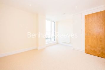 1  bedroom flat to rent in St. Anne's Street, Canary Wharf, E14-image 3