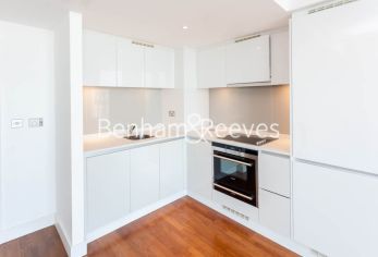 1  bedroom flat to rent in Marsh Wall, Landmark East Tower, E14-image 2