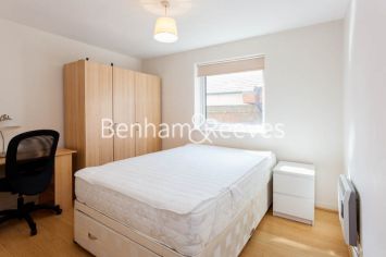 2 bedrooms flat to rent in Kelly Court, Garford Street, E14-image 9