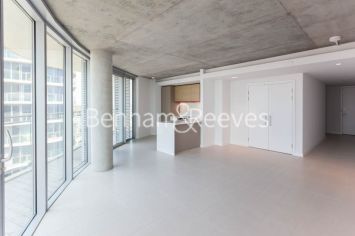 Hoola Apartments, Royal Victoria, E16