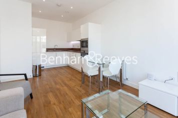 1 bedroom flat to rent in Kingfisher Heights, Pontoon Dock, E16-image 8