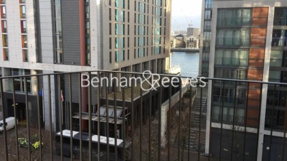 2 bedrooms flat to rent in Royal Docks West, Western Gateway, E16-image 5