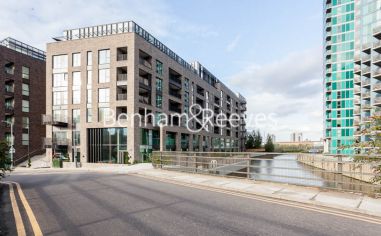 1  bedroom flat to rent in Southmere House, Highland Street, E15-image 12