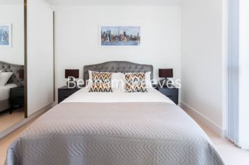image 1  bedroom flat to rent in Maine Tower, Harbour Way, E14-image 10