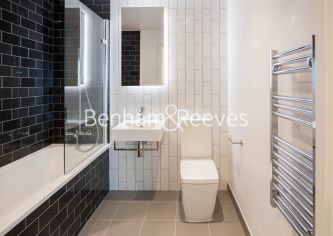 1  bedroom flat to rent in John Cabot House, 4 Clippers Street E16-image 4
