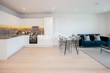 1  bedroom flat to rent in John Cabot House, 4 Clippers Street E16-image 8