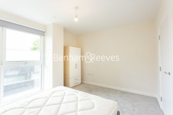 1  bedroom flat to rent in Rosebay House, Frank Searle Passage, E17-image 12