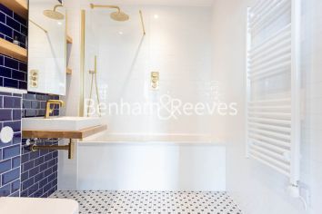 1  bedroom flat to rent in Serapis house, Good Luck Hope, E14-image 10