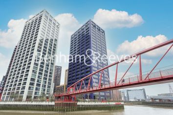 image 2  bedrooms flat to rent in Lookout Lane, London City Island, E14-image 20
