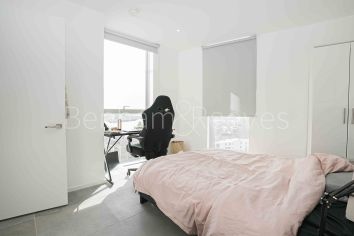 2  bedrooms flat to rent in Dollar bay point, Canary wharf, E14-image 11