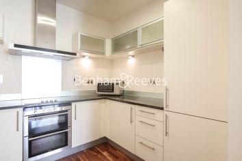 2  bedrooms flat to rent in South Quay Square, Canary Wharf, E14-image 9