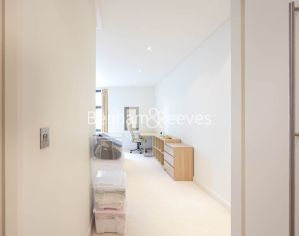 2  bedrooms flat to rent in South Quay Square, Canary Wharf, E14-image 25