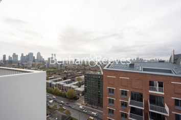 1  bedroom flat to rent in Skyline Apartments, Makers Yard, E3-image 12