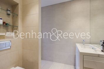 Studio flat to rent in Park Drive, Canary Wharf, E14-image 4