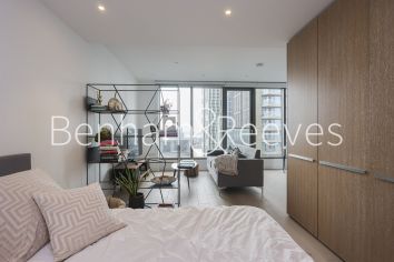 Studio flat to rent in Park Drive, Canary Wharf, E14-image 9