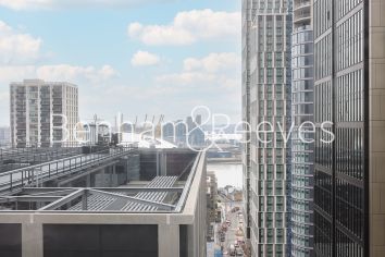 Studio flat to rent in Park Drive, Canary Wharf, E14-image 11