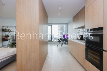 Studio flat to rent in Park Drive, Canary Wharf, E14-image 13