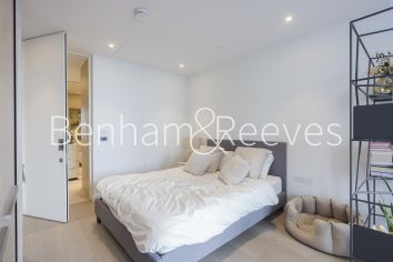 Studio flat to rent in Park Drive, Canary Wharf, E14-image 15