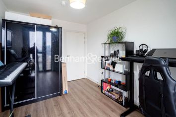2 bedrooms flat to rent in Booth Road, Canary Wharf, E16-image 17