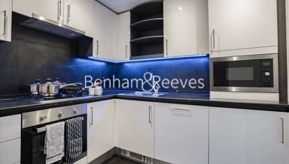 2 bedrooms flat to rent in Circus Apartment, Westferry Circus, E14-image 2