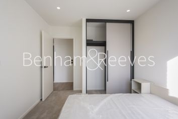 1 bedroom flat to rent in Hawser Lane, Canary Wharf, E14-image 16