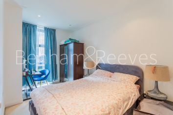 2  bedrooms flat to rent in South Quay Square, Canary Wharf, E14-image 6