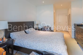 2  bedrooms flat to rent in South Quay Square, Canary Wharf, E14-image 8