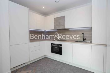 image 1  bedroom flat to rent in Gillender Street, Canary Wharf, E3-image 2