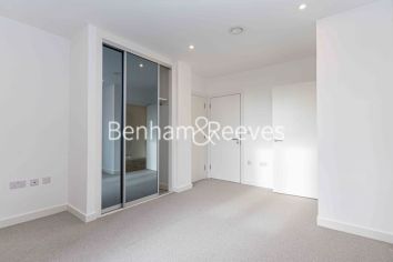 image 1  bedroom flat to rent in Gillender Street, Canary Wharf, E3-image 3