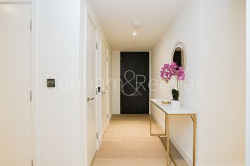 2  bedrooms flat to rent in Marsh Wall, Canary Wharf, E14-image 10