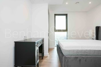 2  bedrooms flat to rent in One Thames Quay, Marsh Wall, E14-image 23