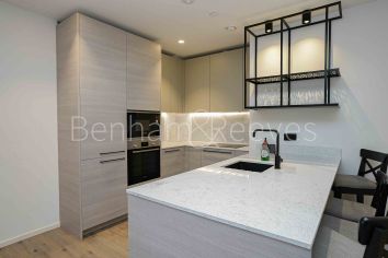 1  bedroom flat to rent in Hawser Lane, Poplar riverside, E14-image 7