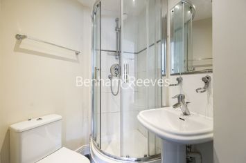 3  bedrooms flat to rent in Wards Wharf Approach, Pontoon Dock, E16-image 5