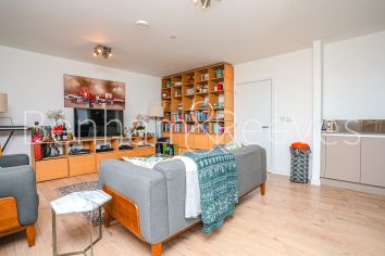 2  bedrooms flat to rent in Great Eastern Road, Stratford,  E15-image 7