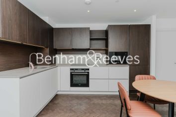2  bedrooms flat to rent in Eden Place, Royal Eden Docks, E16-image 2