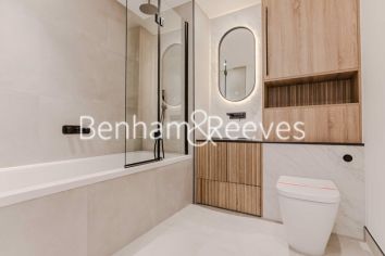 2  bedrooms flat to rent in Eden Place, Royal Eden Docks, E16-image 5