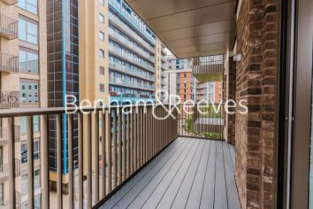 2  bedrooms flat to rent in Eden Place, Royal Eden Docks, E16-image 13